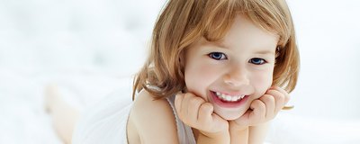 Od mleczaka do starszaka! Zęby mleczne – równie ważne, jak stałe.  Jak dbać o nie właściwie?