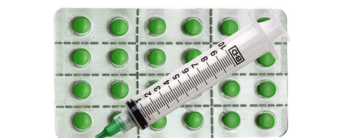 Zastrzyk hormonalny (Depo-Provera)
