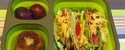Placuszki z wanilią, tacos z kurczakiem, warzywami i cheddarem