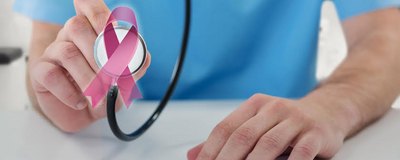 Rak piersi w ciąży – objawy i leczenie