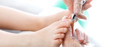 Co powoduje wrastanie paznokci u dzieci i jak je leczyć