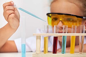 Zobacz! – zabawy sensoryczne rozwijające zmysł wzroku