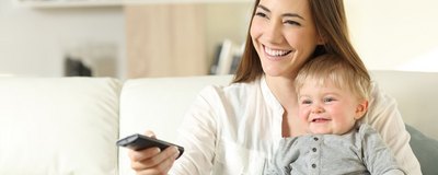 Oglądanie telewizji z dzieckiem może wspomóc jego rozwój poznawczy. Badania