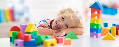 Zabawki wspierające aktywność maluchów od 0 do 3 lat