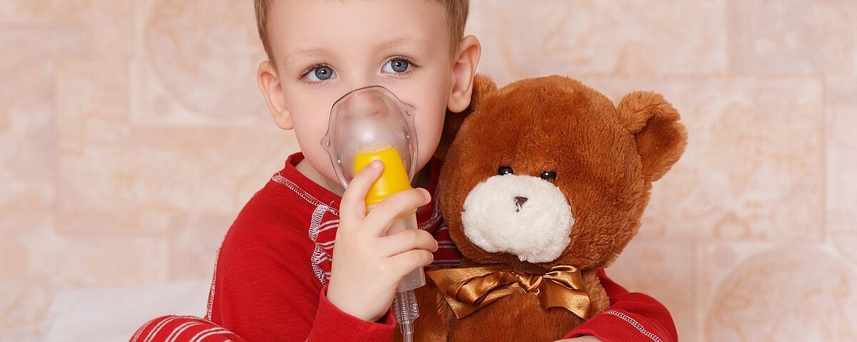 Reakcje alergiczne. Jak pomóc dziecku