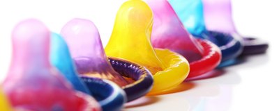 Prezerwatywa - najpopularniejszy mechniczny środek antykoncepcyjny