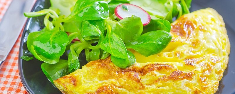 Omlet ze świeżymi warzywami