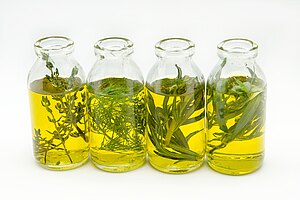 Jak zrobić aromatyzowaną oliwę