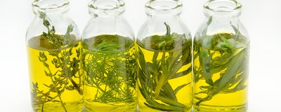 Jak zrobić aromatyzowaną oliwę