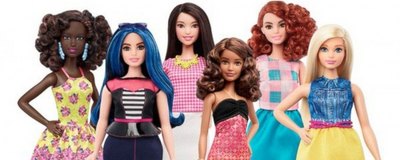 Dziewczynki nadal wolą szczupłą Barbie. Czy wpływa to negatywnie na ich samoocenę?