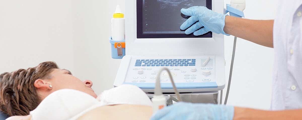 Ciąża ektopowa a dynamika przyrostu hormonu β – hCG