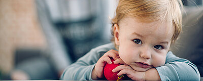 Rozwój emocji i uczuć w wieku poniemowlęcym