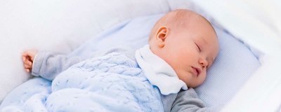 Uczymy niemowlę spać