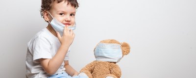 Kolejne badanie potwierdza rezultaty poprzednich - dzieci chorują na COVID-19 łagodniej niż dorośli.