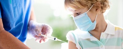 W USA prawie 9 milionów dzieci zaszczepiono przeciw Covid -19. Co wiemy o skutkach ubocznych szczepionki?