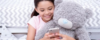Na co zwrócić uwagę, kiedy dziecko korzysta z mediów społecznościowych i internetu