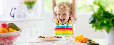 Naukowcy znaleźli sprytny sposób, żeby zachęcić dzieci do jedzenia większej ilości warzyw