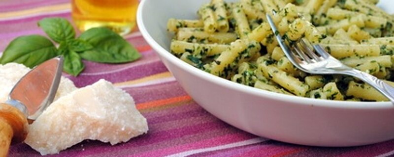 Makaron z bazyliowym pesto