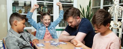10 dziecięcych umiejętności, które rozwijają gry planszowe