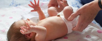 Jak często wypróżnia się zdrowe niemowlę?